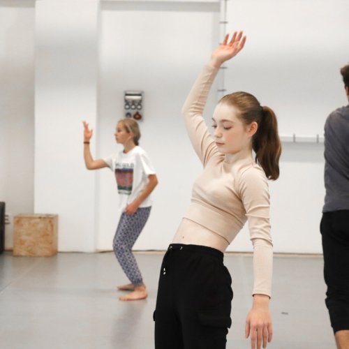 Contemporary dance for teens